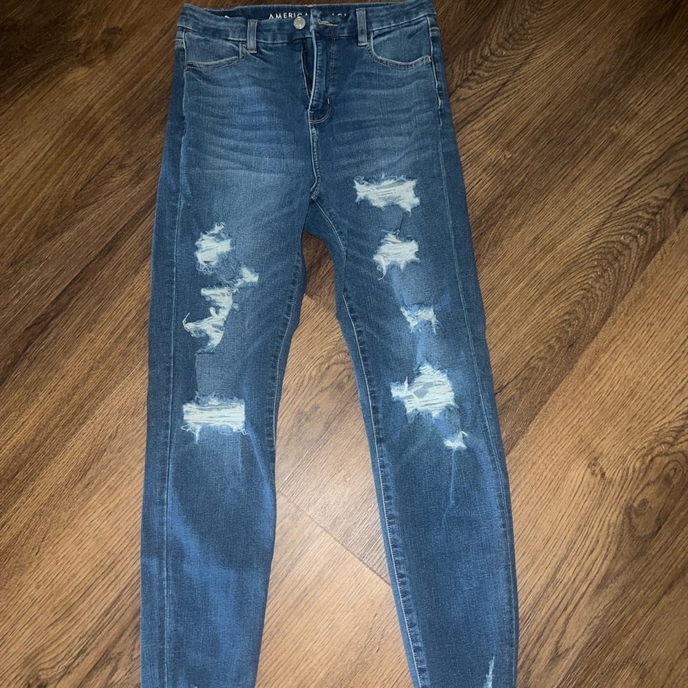 Distressed Curvy Super High Rise Jeggings